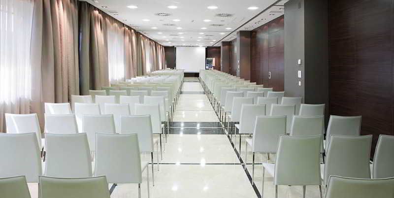 Nh Madrid Ribera Del Manzanares 2 Nh Madrid Ribera Del Manzanares 2