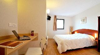 Balladins Poitiers Jaunay Clan 2