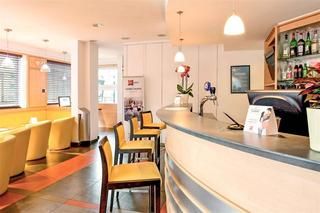 Ibis Poissy 3 estrelas em Fontainebleau