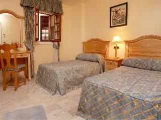 Macdonald Villacana Club 3