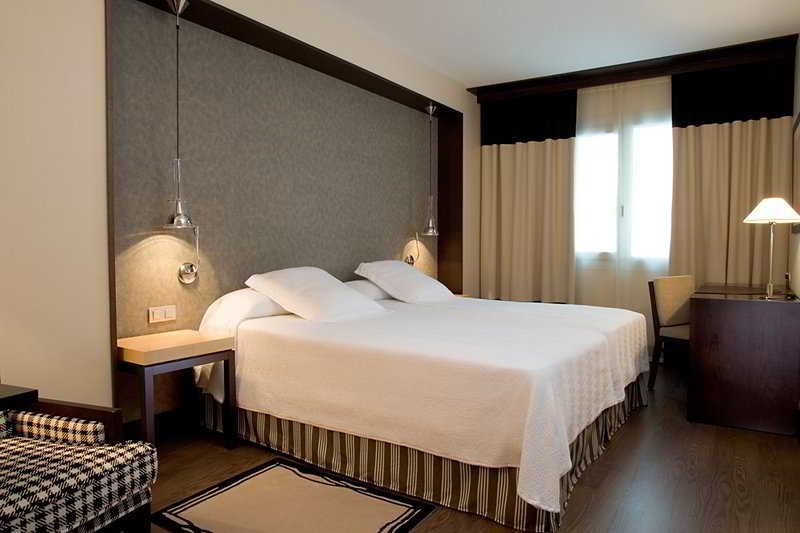 NH Sants Barcelona 1