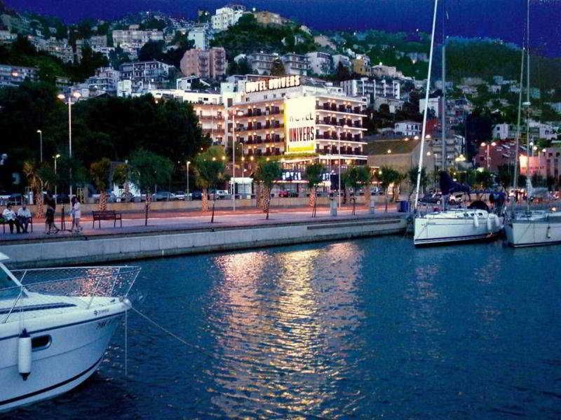 Hotel Univers Roses 1 Hotel Univers Roses 1