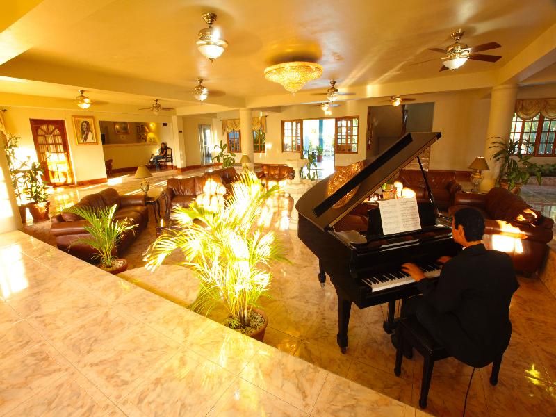 Travellers Beach Resort 1