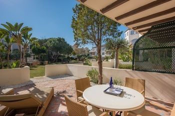 Healthouse Apartments 2