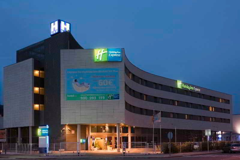Holiday Inn Express Molins De Rei 3 Holiday Inn Express Molins De Rei 3