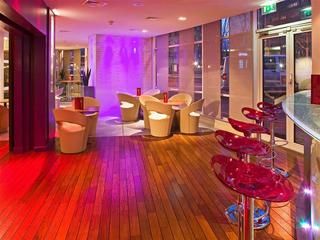 Mercure Paris La Defense 1