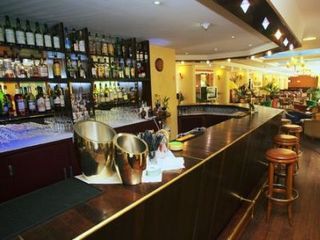 Holiday Inn Paris Versailles Bougival 4 étoiles à Bougival