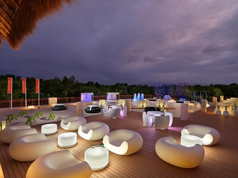 Royal Service at Paradisus La Perla 2 Royal Service at Paradisus La Perla 2