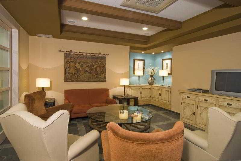 Sánchez 1 Sánchez 1