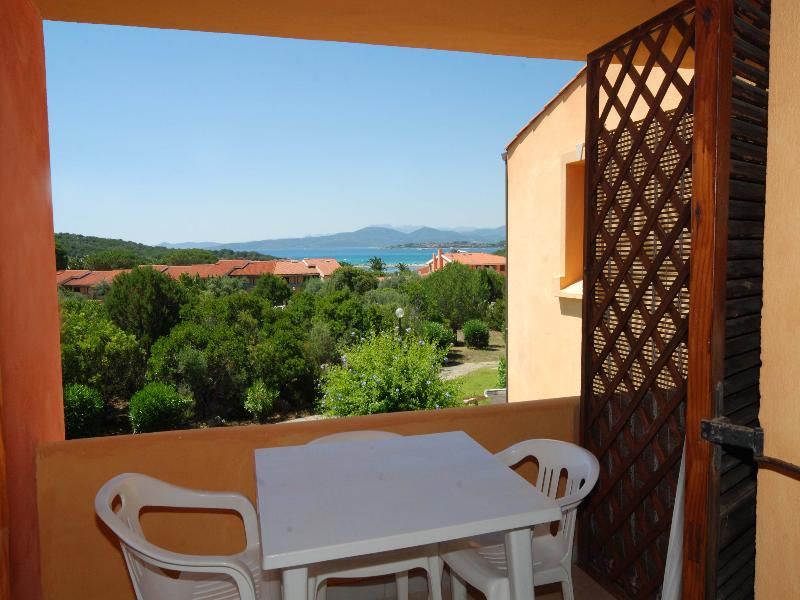 Porto Coda Cavallo Residence -1 estrelas em San Teodoro