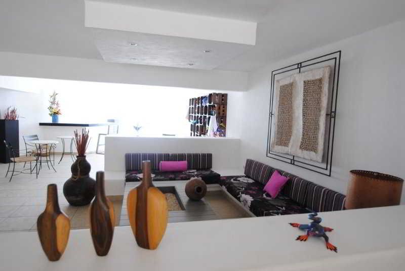 B Cozumel 1 B Cozumel 1