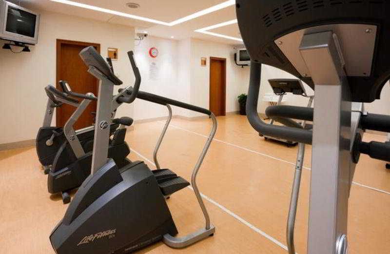 Wyndham Garden Playa del Carmen 1