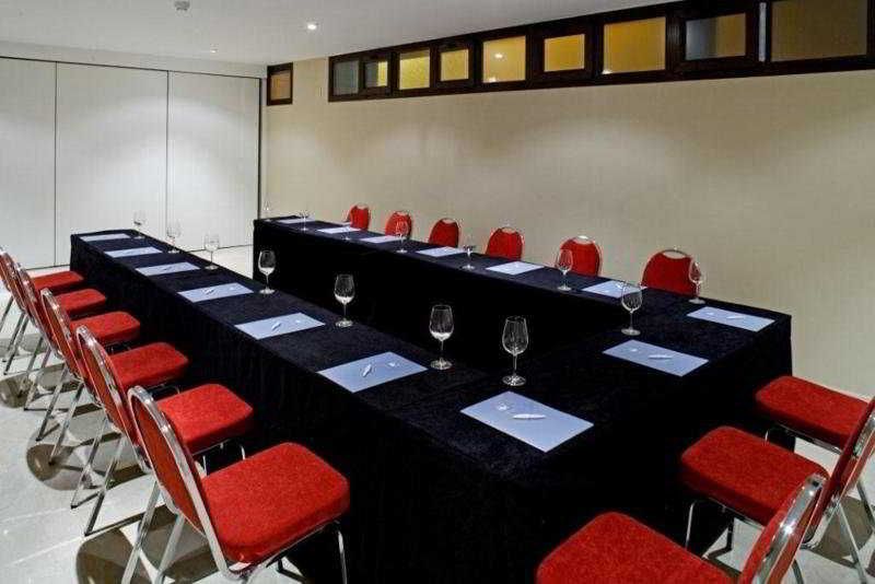 Eurostars Plaza Acueducto 2