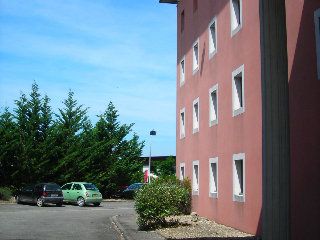 Balladins Poitiers Jaunay Clan 1