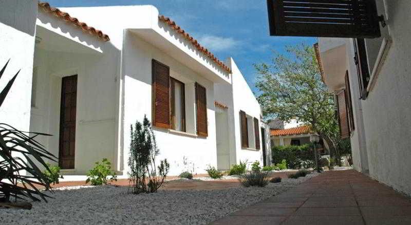 Village Fior di Sardegna 1 Village Fior di Sardegna 1