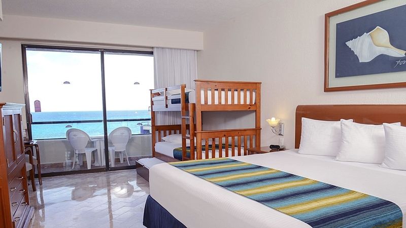 Crown Paradise Club Cancun All Inclusive 1