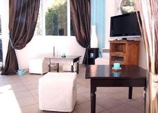 Lagny Sur Marne Comfort Hotel 3 estrelas em Lagny-sur-Marne